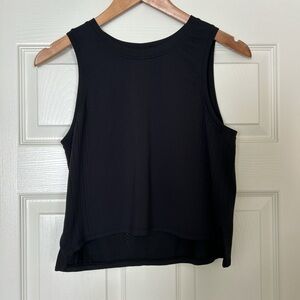 Lululemon workout top